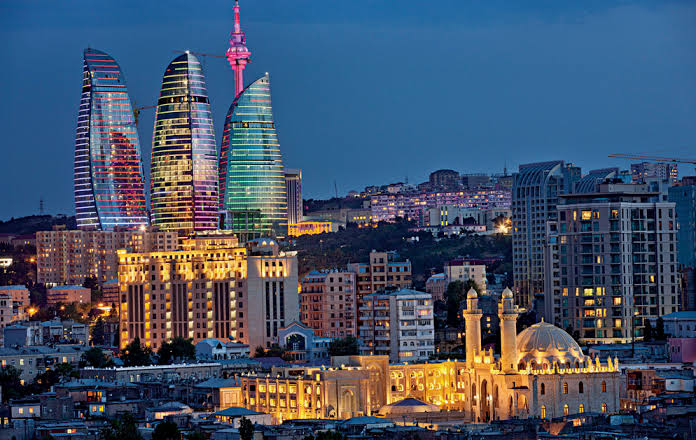عاصمة اذربيجان معلومات كامله عن العاصمه المسافرون الى اوروبا باكو عاصمة اذربيجان