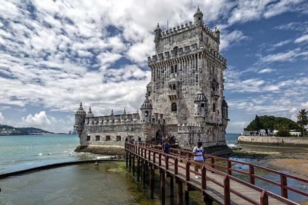 أفضل الأماكن السياحية في أمادورا المسافرون العرب